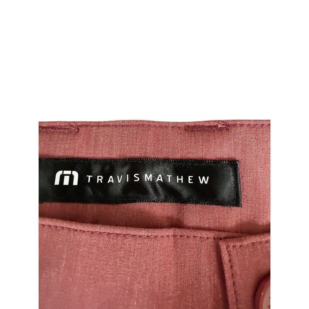 Travis Mathew Men's Heather Roan Rouge 8" Tech Chino Short Size 42 - Picture 6 of 10
